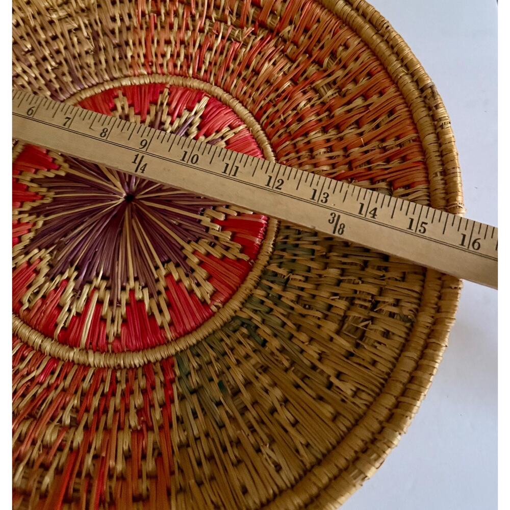 Vintage Boho Woven Wall Basket | 1970s Sunflower Starburst Basket - Picture 4 of 5